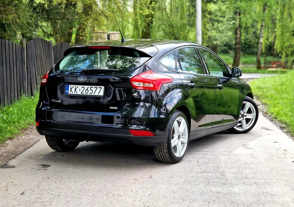 Ford Focus cena 34800 przebieg: 118000, rok produkcji 2015 z Kraków małe 596